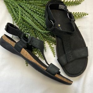 EUC KEEN leather sandals with cork footbed